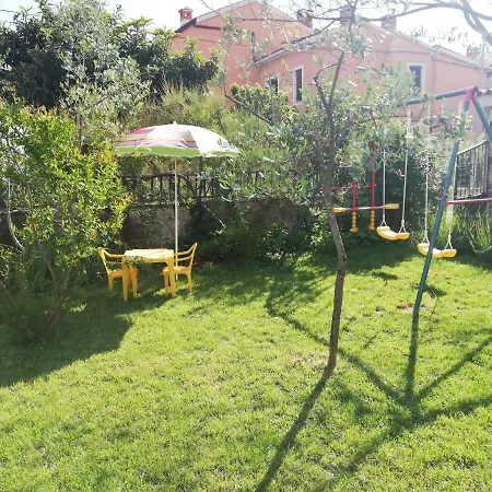 Dignano Apartment *